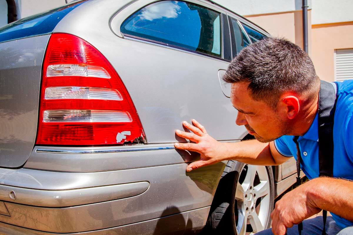 KFZ Gutachter in Karlsruhe und Umgebung Arthur Blum